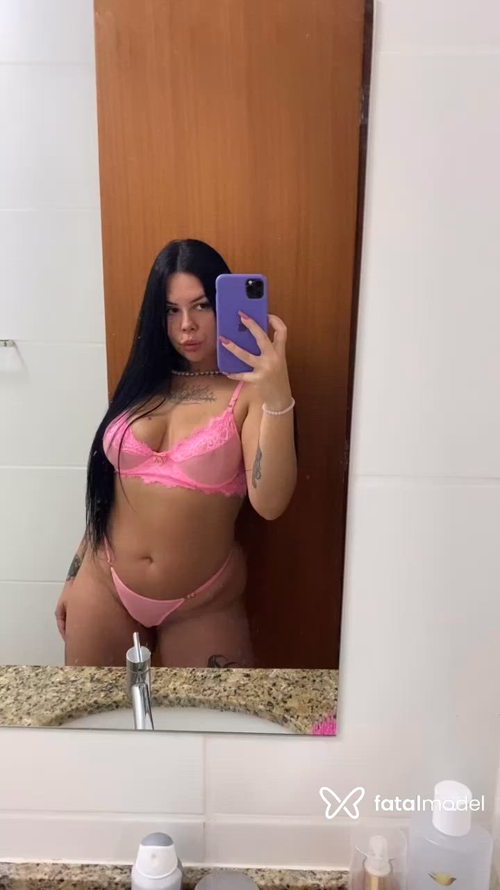 Acompanhante mulher morena (o) de olhos castanhos - Mila Ferraz