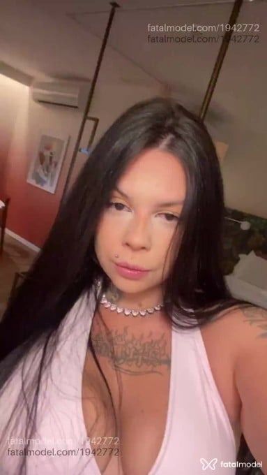 Acompanhante mulher morena (o) de olhos castanhos em Belo Horizonte - Mila Ferraz