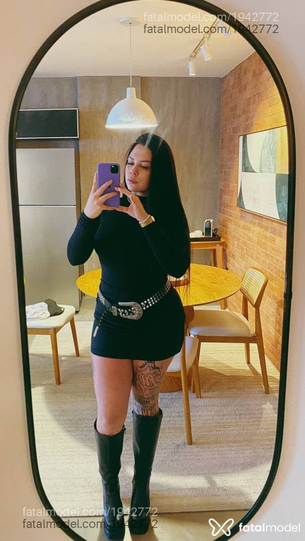 Acompanhante mulher morena (o) de olhos castanhos em Juiz de Fora - Mila Ferraz