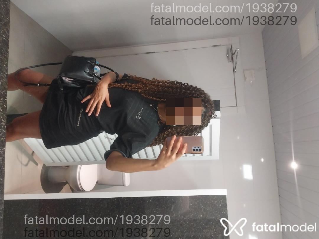 Acompanhante mulher com cabelo castanho de olhos castanhos - Jasmyn Lisianto Acompanhante mulher com cabelo castanho de olhos castanhos - Jasmyn Lisianto