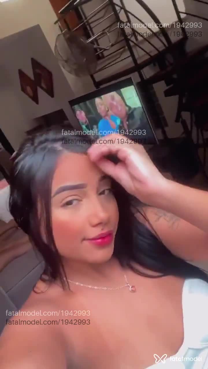Acompanhante mulher morena (o) de olhos castanhos em Ribeirão Preto Acompanhante mulher morena (o) de olhos castanhos em Ribeirão Preto - Nathalia Miller