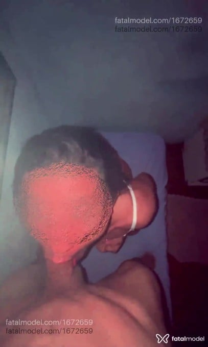 Acompanhante não-binário com cabelo castanho de olhos castanhos em Porto Velho - Putinhaa Mamadoraa