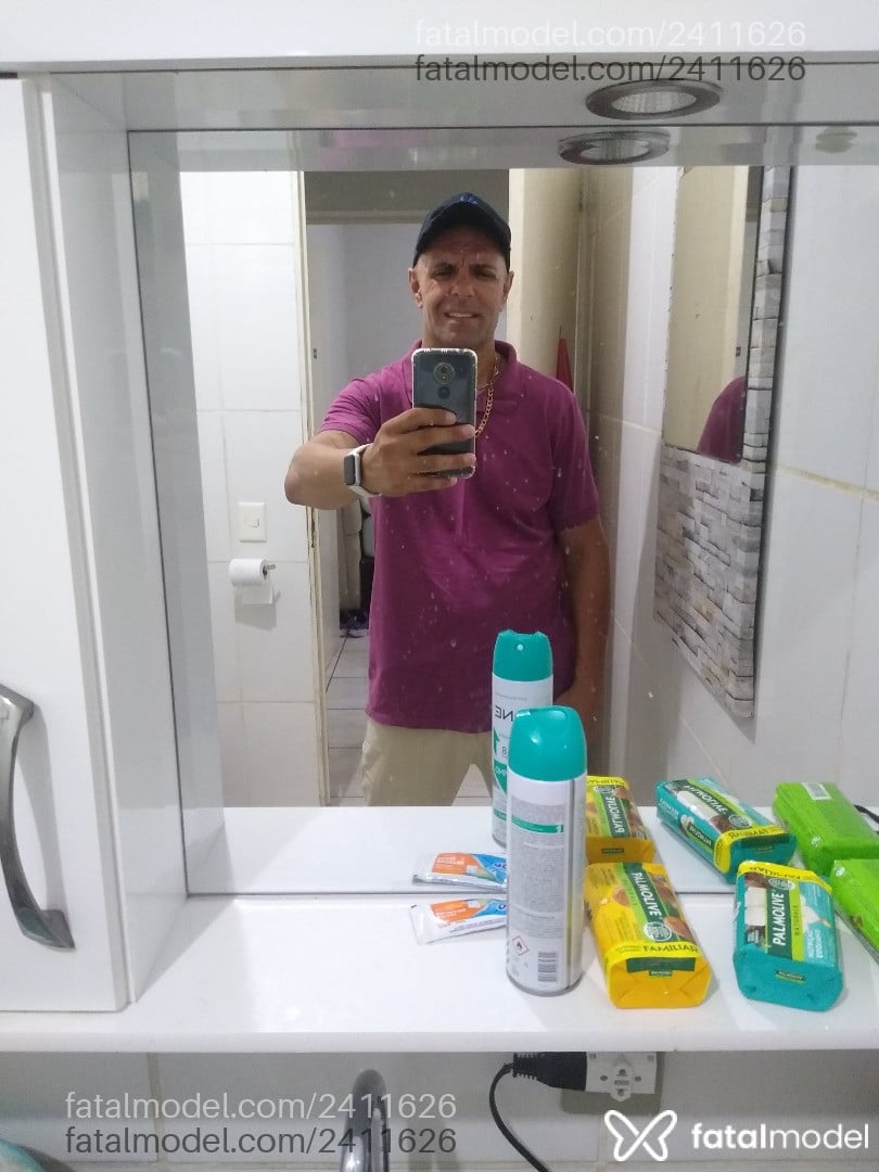 Acompanhante homem sem cabelo de olhos castanhos em Bauru Acompanhante homem sem cabelo de olhos castanhos em Bauru - Endrigo