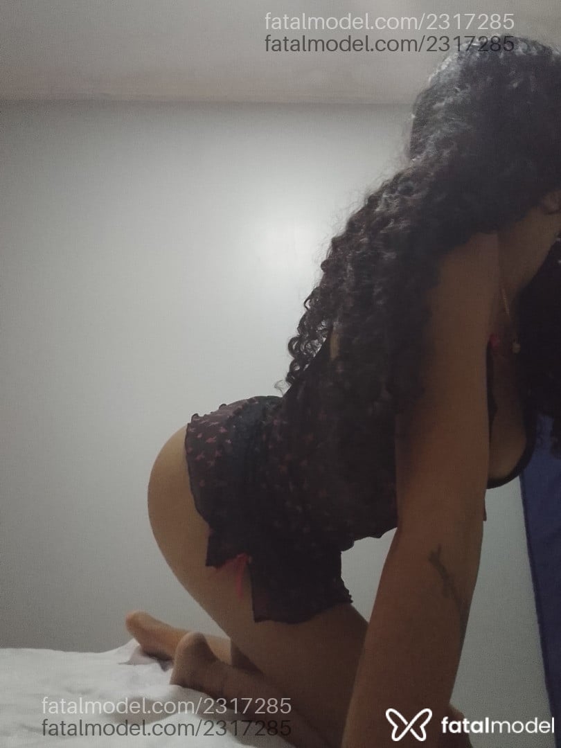 Acompanhante mulher com cabelo castanho de olhos castanhos - Analinda