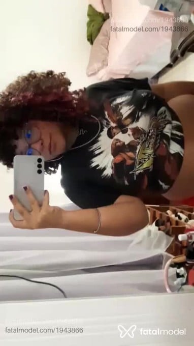 Acompanhante mulher com cabelo castanho de olhos castanhos em Virtual - Kink Dim