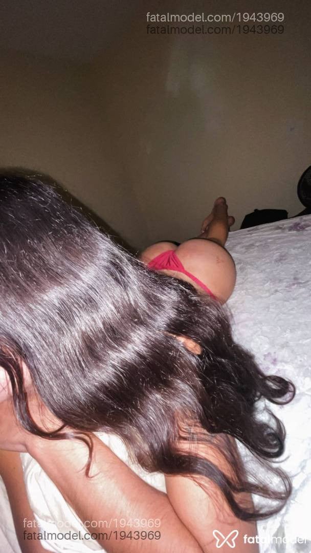 Acompanhante mulher trans morena (o) de olhos castanhos - Gabriela