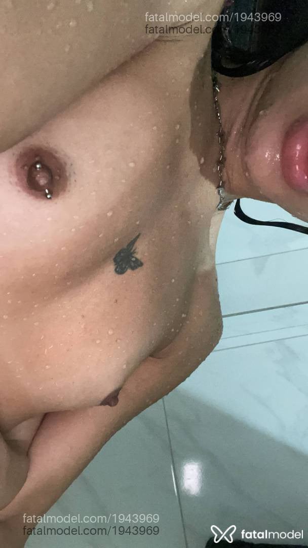 Acompanhante mulher trans morena (o) de olhos castanhos - Gabriela