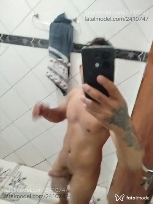 Acompanhante homem morena (o) de olhos castanhos - Sam Oliveira