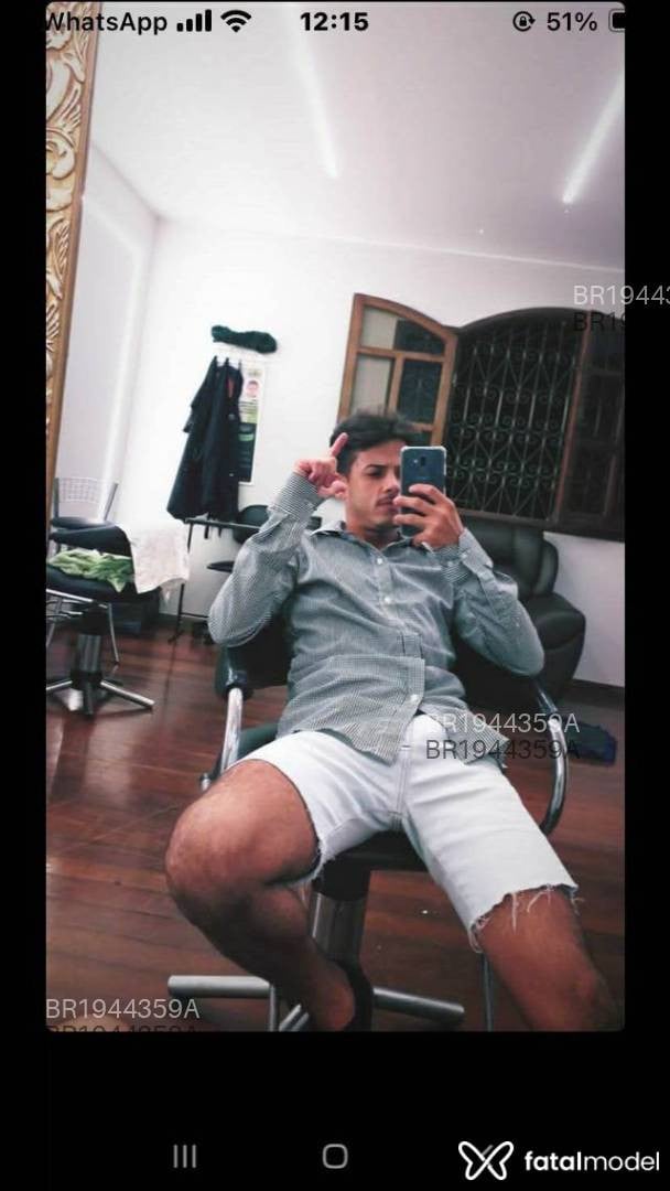 Acompanhante homem morena (o) de olhos castanhos em Ituiutaba Acompanhante homem morena (o) de olhos castanhos em Ituiutaba - Junior