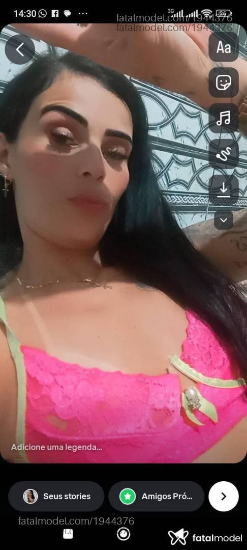 Acompanhante mulher morena (o) de olhos pretos em Macaé - Rebeca Silva