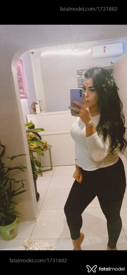 Acompanhante mulher trans com cabelo castanho de olhos castanhos em São Paulo - Danyella