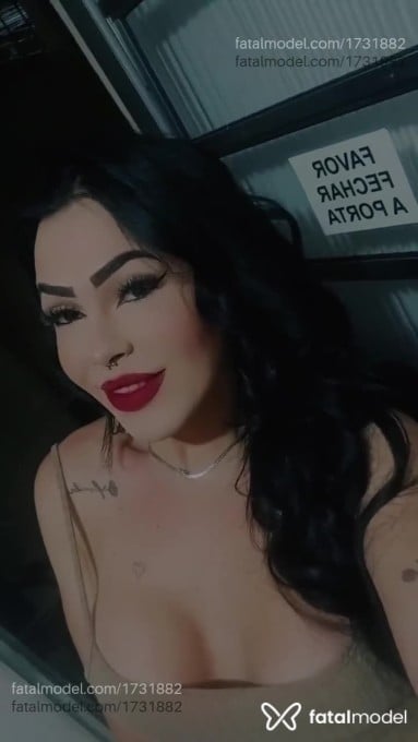 Acompanhante mulher trans com cabelo castanho de olhos castanhos em São Paulo - Danyella