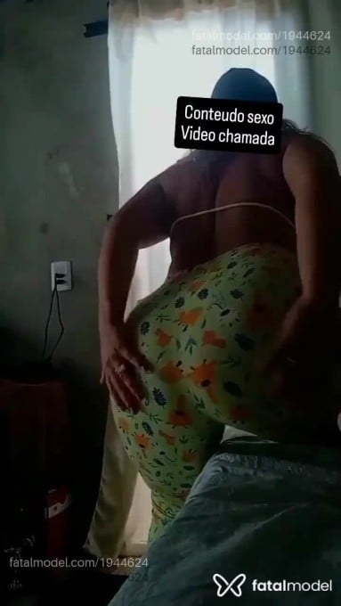 Acompanhante mulher loira (o) de olhos mel em Canaã dos Carajás - Leona Fiery