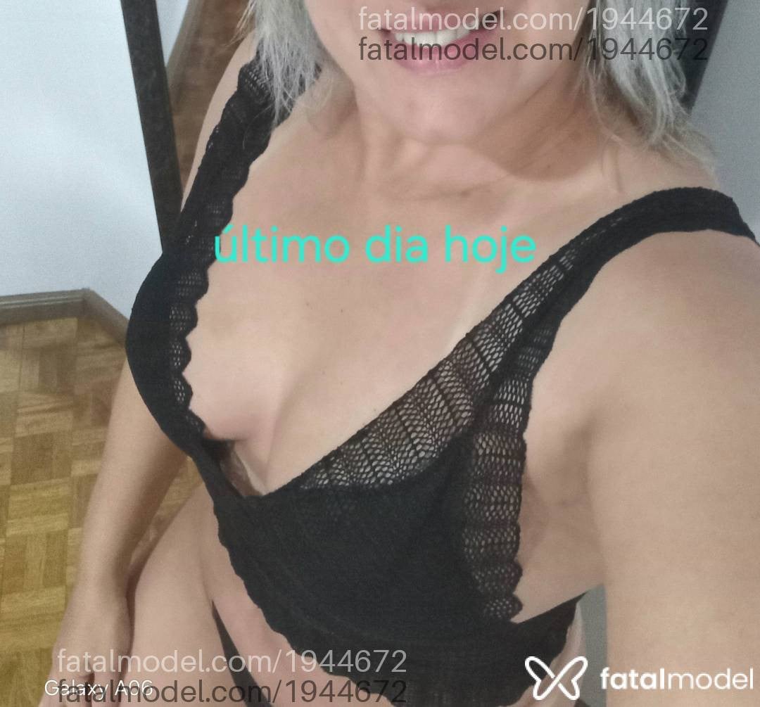 Acompanhante mulher loira (o) de olhos castanhos em Pato Branco - Ferraz