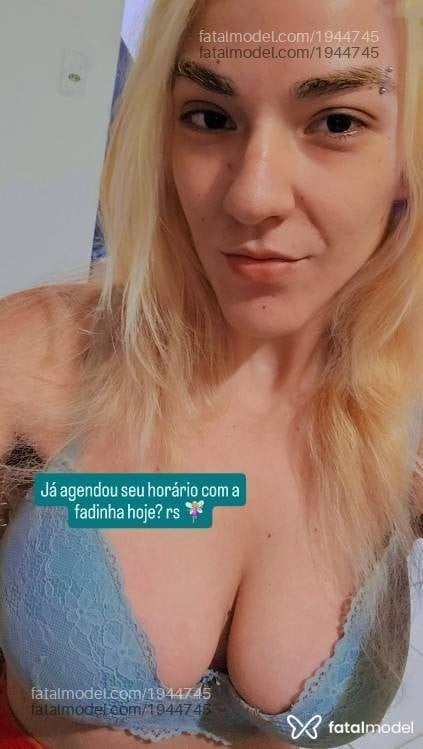 Acompanhante mulher com cabelo castanho de olhos castanhos em Campina Grande Acompanhante mulher com cabelo castanho de olhos castanhos em Campina Grande - Mariana