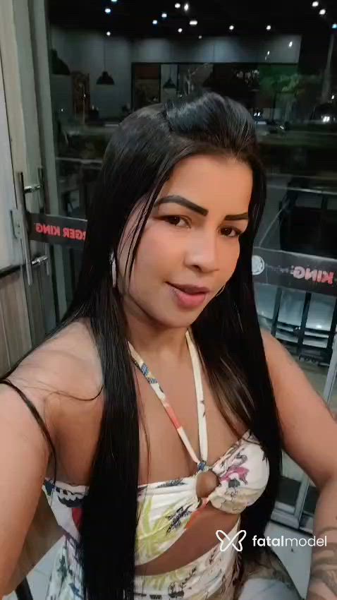 Acompanhante mulher morena (o) de olhos castanhos - Mikaelly Prado