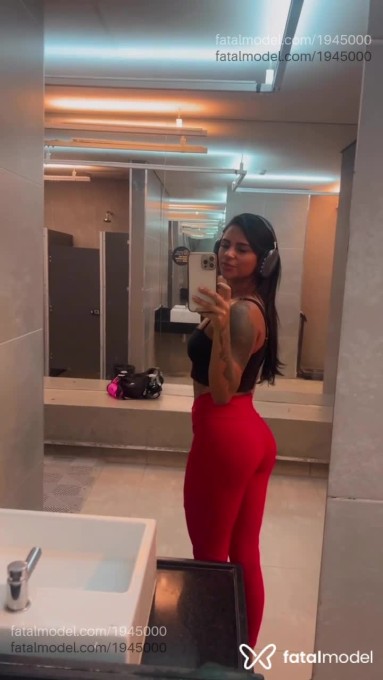 Acompanhante mulher com cabelo castanho de olhos castanhos em Rio de Janeiro - Camila