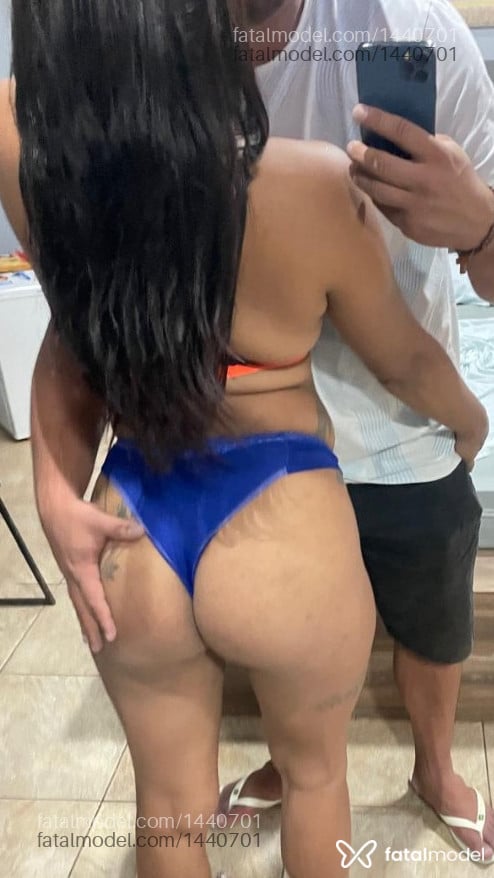 Acompanhante mulher morena (o) de olhos castanhos em Colombo Acompanhante mulher morena (o) de olhos castanhos em Colombo - Priscila