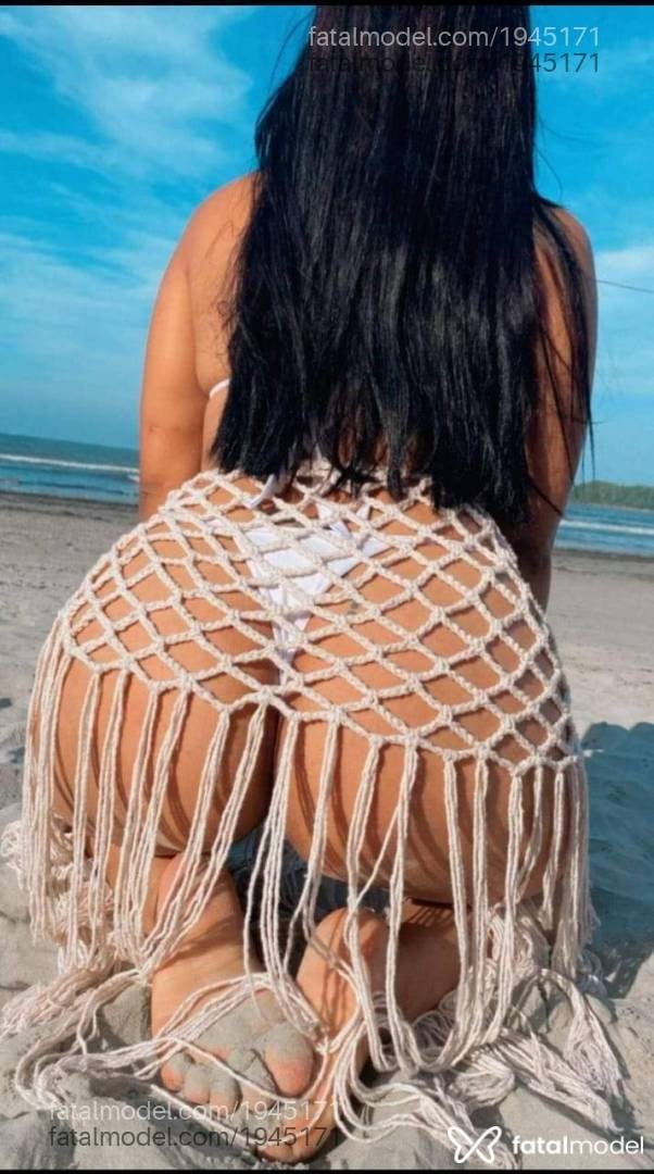Acompanhante mulher morena (o) de olhos castanhos - Cristal