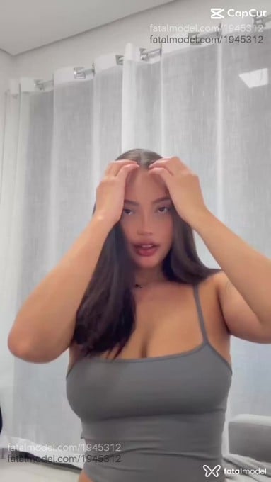 Acompanhante mulher com cabelo castanho de olhos pretos em São Paulo - Yasmim