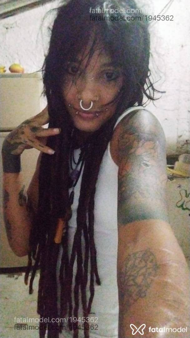 Acompanhante mulher trans morena (o) de olhos castanhos em Uberlândia - Yúnah