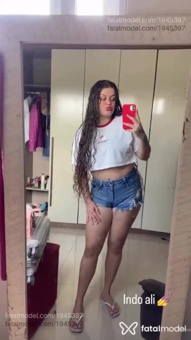 Acompanhante mulher loira (o) de olhos castanhos em Caxias do Sul - Maya