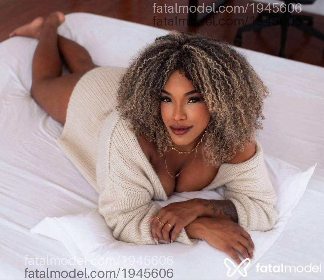 Acompanhante mulher loira (o) de olhos castanhos em São José do Rio Preto - Kelly Mayane