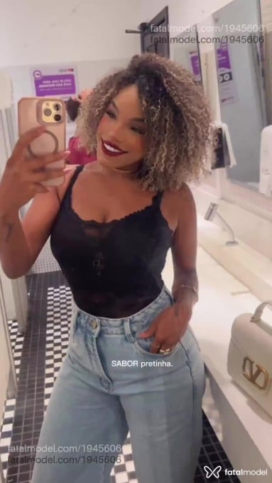 Acompanhante mulher loira (o) de olhos castanhos em São José do Rio Preto Acompanhante mulher loira (o) de olhos castanhos em São José do Rio Preto - Kelly Mayane