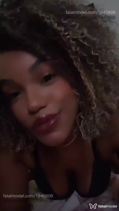 Acompanhante mulher loira (o) de olhos castanhos em São José do Rio Preto Acompanhante mulher loira (o) de olhos castanhos em São José do Rio Preto - Kelly Mayane
