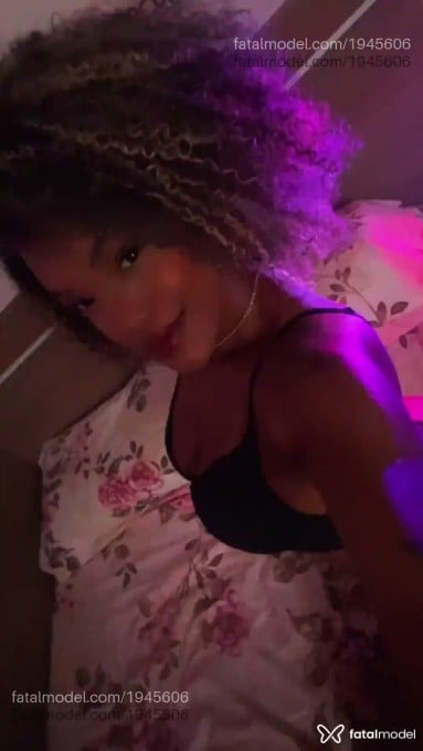 Acompanhante mulher loira (o) de olhos castanhos em São José do Rio Preto Acompanhante mulher loira (o) de olhos castanhos em São José do Rio Preto - Kelly Mayane