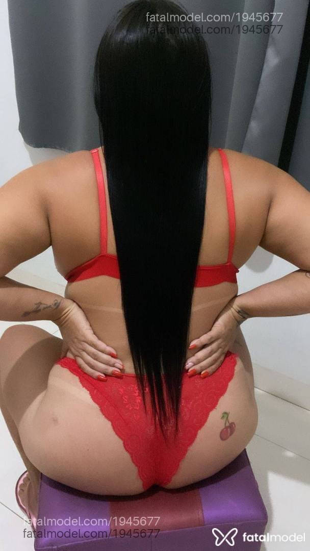 Acompanhante mulher morena (o) de olhos castanhos em Nova Mutum - Carolzinha