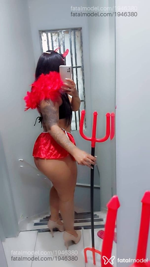 Acompanhante mulher morena (o) de olhos castanhos - Gabriela Indinha