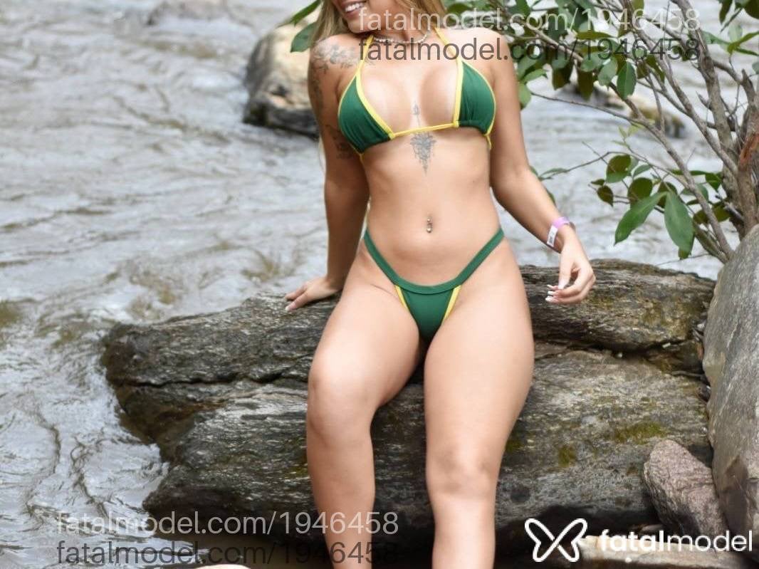 Acompanhante mulher loira (o) de olhos castanhos em Goiânia - Isís Fortune