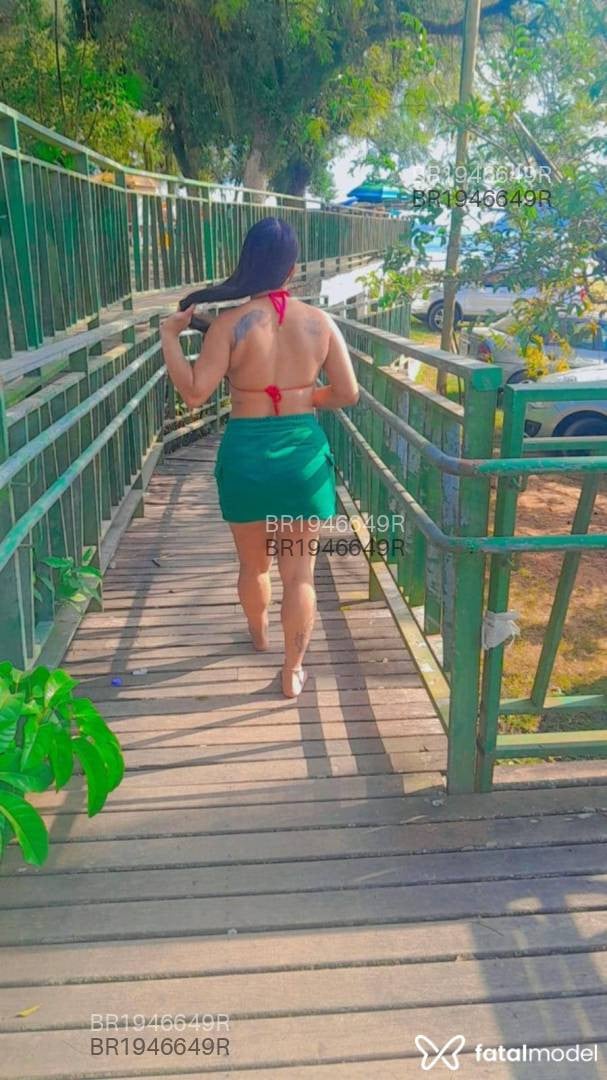 Acompanhante mulher morena (o) de olhos castanhos em São Paulo Acompanhante mulher morena (o) de olhos castanhos em São Paulo - Bella