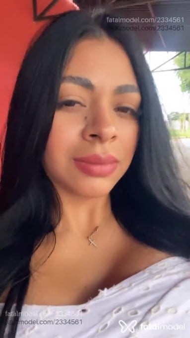 Acompanhante mulher morena (o) de olhos pretos em Luziânia Acompanhante mulher morena (o) de olhos pretos em Luziânia - Naví Porto
