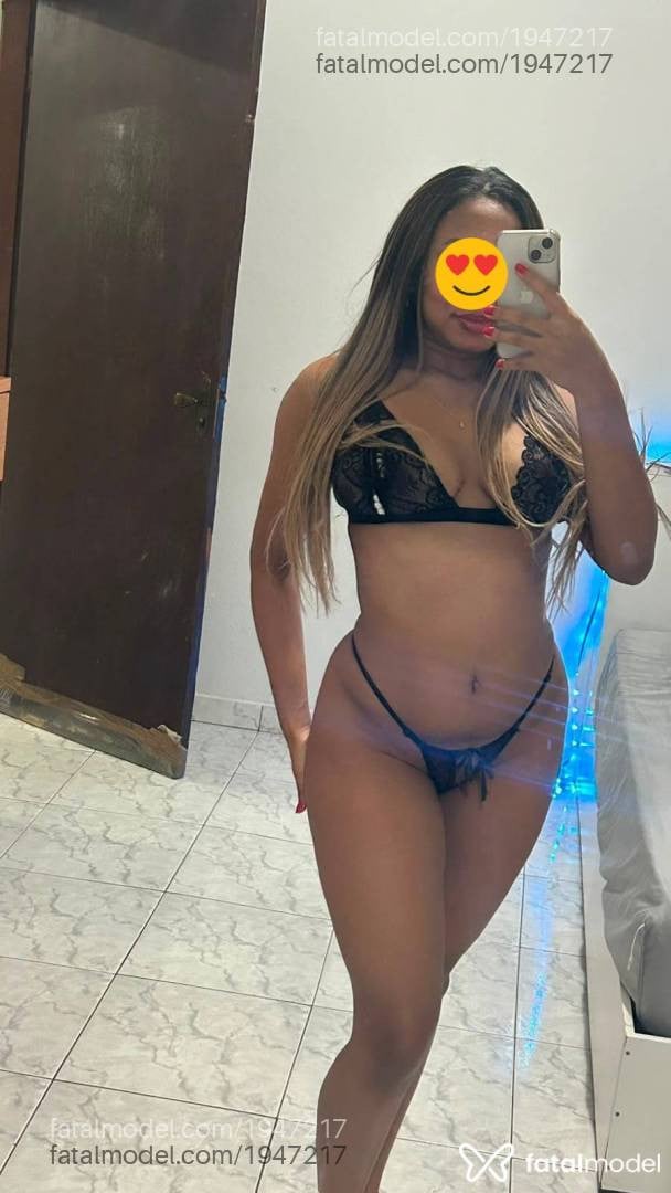 Acompanhante mulher morena (o) de olhos castanhos em Curvelo - Nicole Ferreira