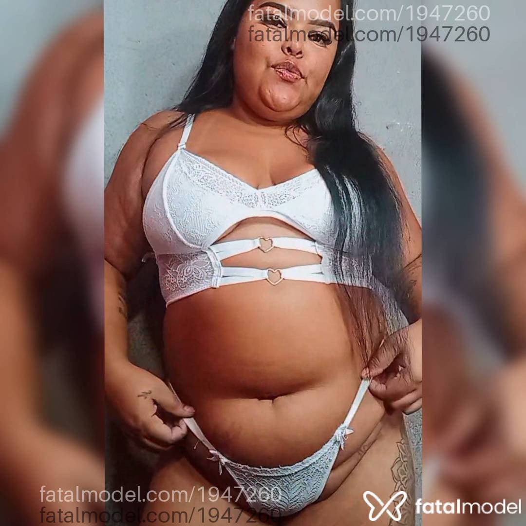 Acompanhante mulher morena (o) de olhos pretos - Mary Silva