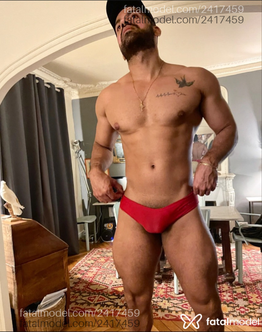 Acompanhante homem com cabelo castanho de olhos pretos em Belo Horizonte Acompanhante homem com cabelo castanho de olhos pretos em Belo Horizonte - Juliano Ferrari