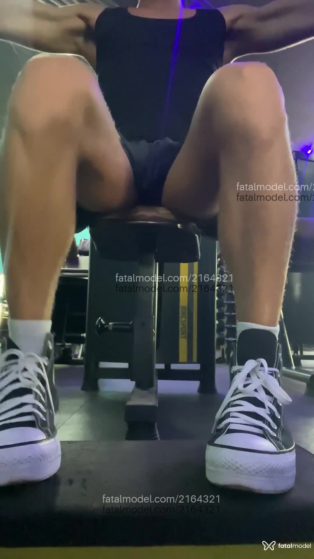Acompanhante homem com cabelo castanho de olhos castanhos - Ottávio Acompanhante homem com cabelo castanho de olhos castanhos - Ottávio