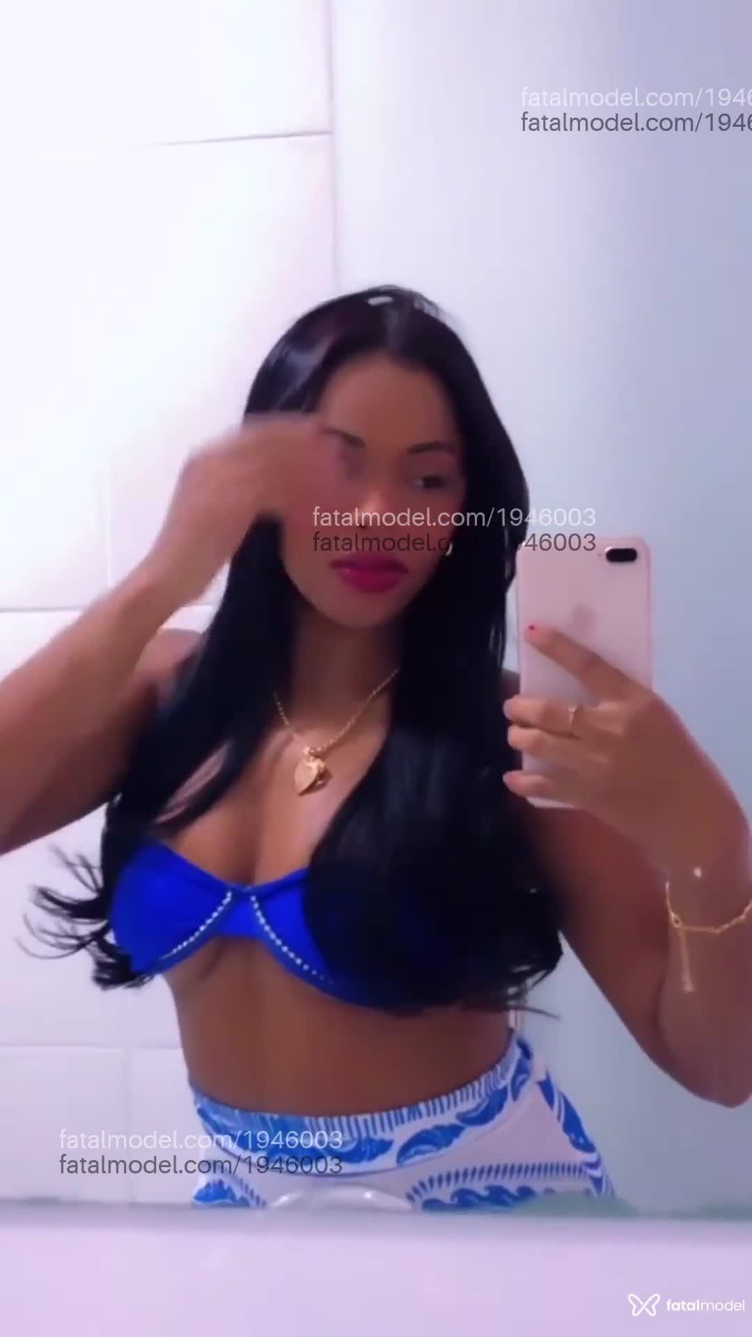 Acompanhante mulher morena (o) de olhos pretos - Morena Cavalcantec Acompanhante mulher morena (o) de olhos pretos - Morena Cavalcantec