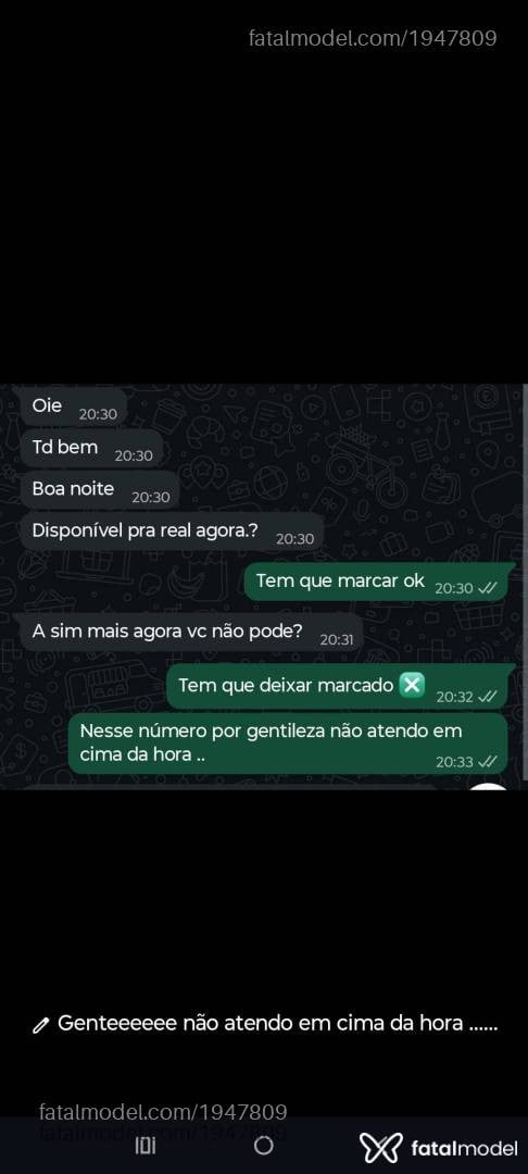 Acompanhante mulher com cabelo castanho de olhos castanhos - Bruninhaasurfis