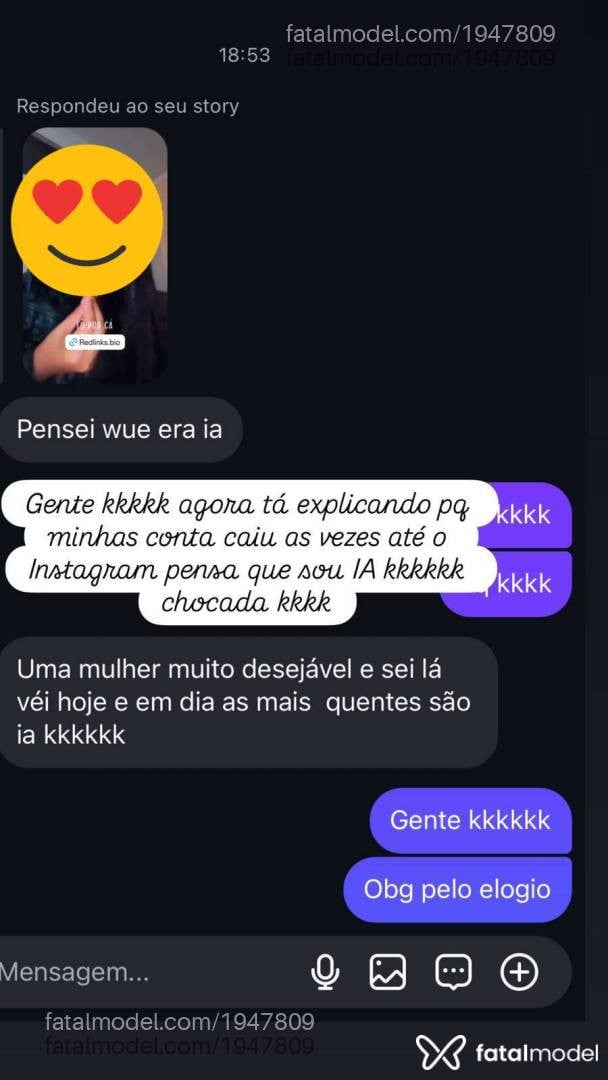 Acompanhante mulher com cabelo castanho de olhos castanhos - Bruninhaasurfis