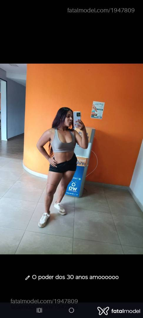 Acompanhante mulher com cabelo castanho de olhos castanhos - Bruninhaasurfis