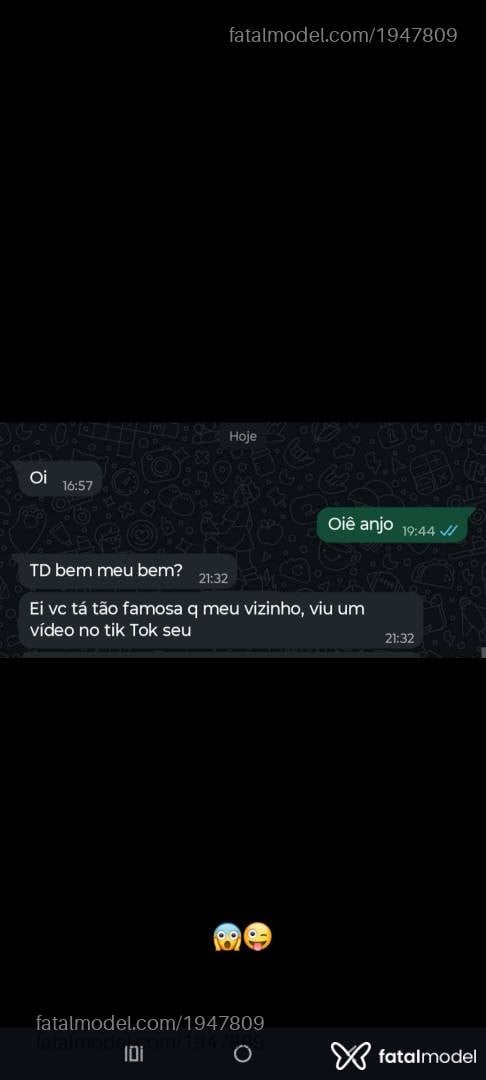 Acompanhante mulher com cabelo castanho de olhos castanhos - Bruninhaasurfis
