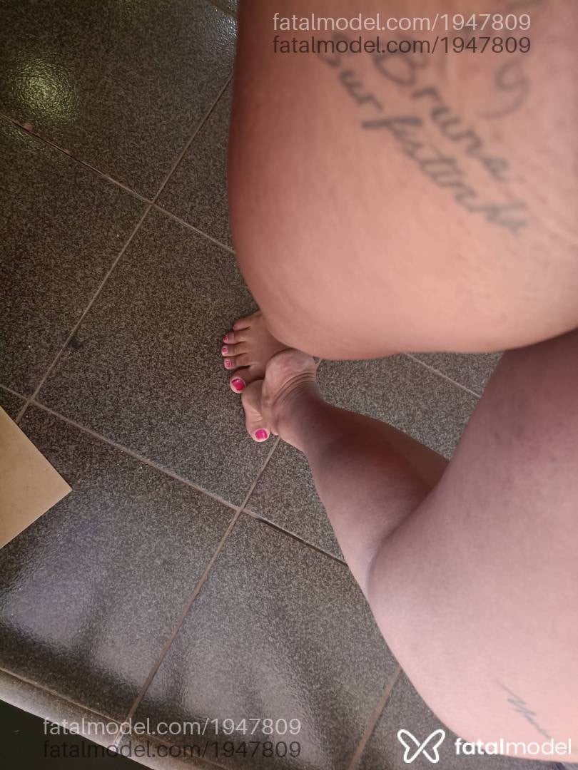 Acompanhante mulher com cabelo castanho de olhos castanhos - Bruninhaasurfis