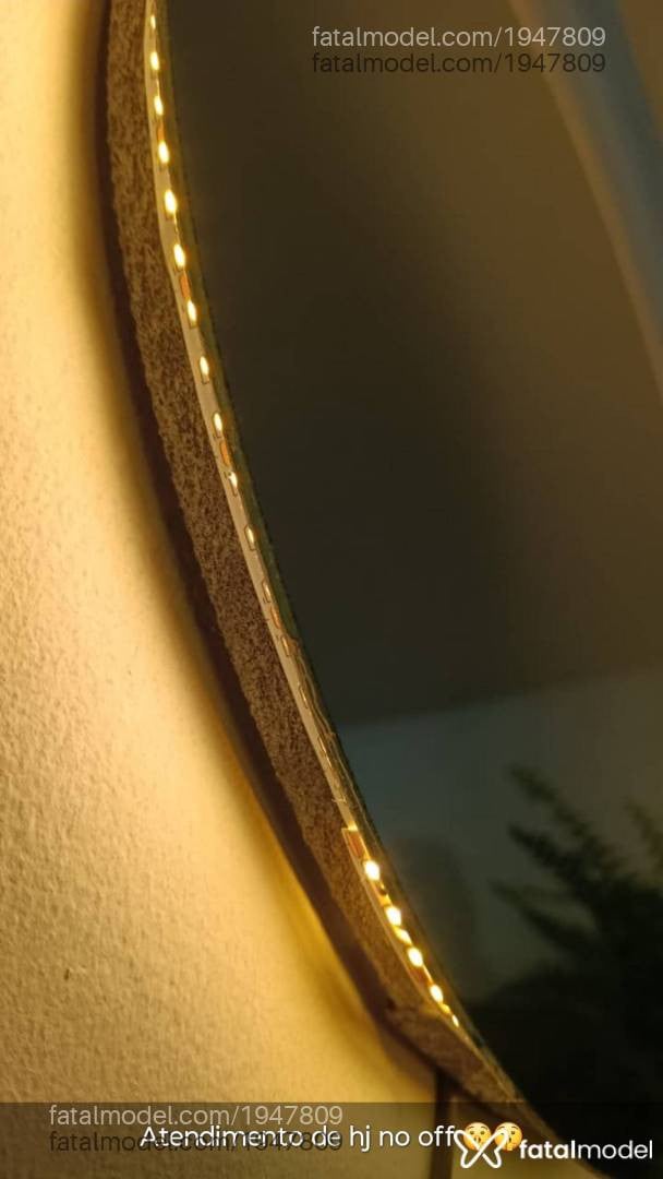 Acompanhante mulher com cabelo castanho de olhos castanhos - Bruninhaasurfis