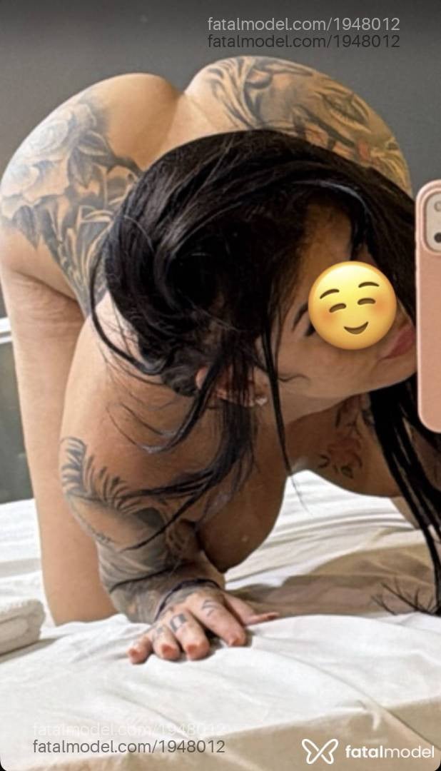 Acompanhante mulher trans morena (o) de olhos castanhos - Thamara Carvalho