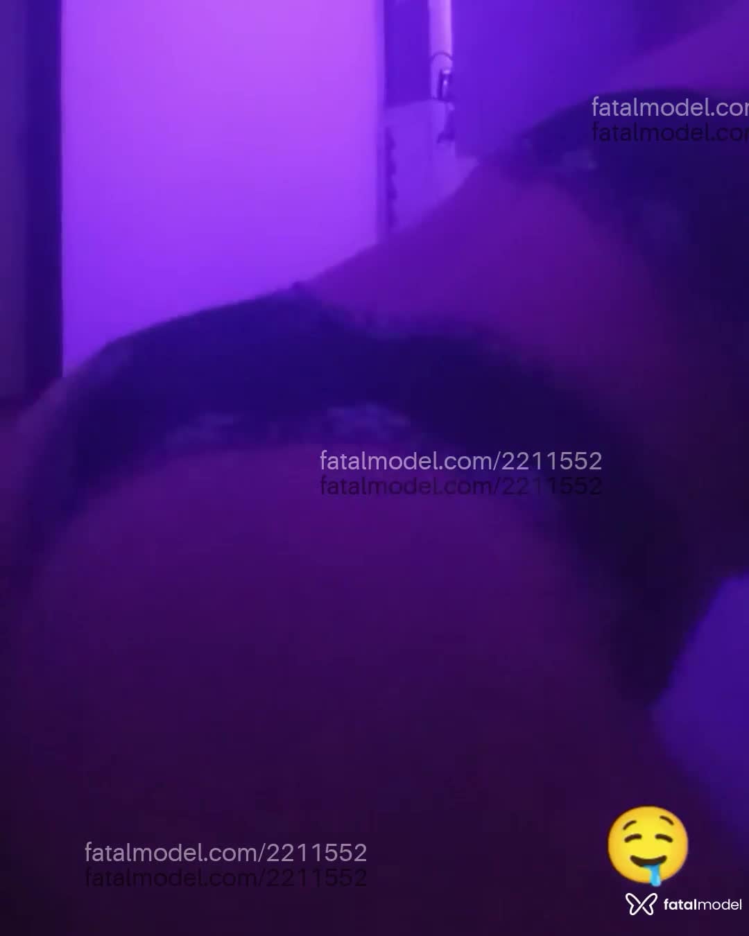 Acompanhante mulher com cabelo castanho de olhos castanhos em Almenara Acompanhante mulher com cabelo castanho de olhos castanhos em Almenara - Agatha