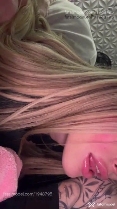 Acompanhante mulher trans loira (o) de olhos verdes em Videira - Stéfany
