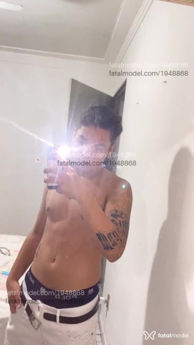 Acompanhante homem loira (o) de olhos azuis em São José do Rio Preto - Afonso Salvatori